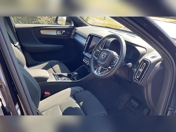 Used Volvo XC40 2025 for sale - 79116808: Photo