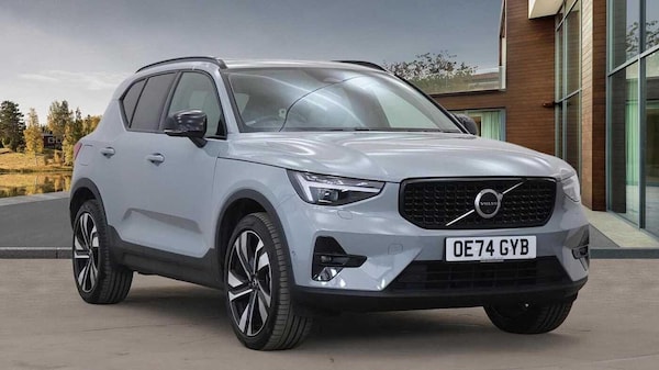 Used Volvo XC40 2024 for sale - 76307126: Photo 1