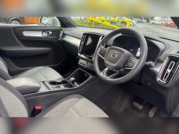 Used Volvo XC40 2023 for sale - 77266845: Photo