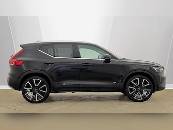 Used Volvo XC40 2026 for sale - 78999571: Photo