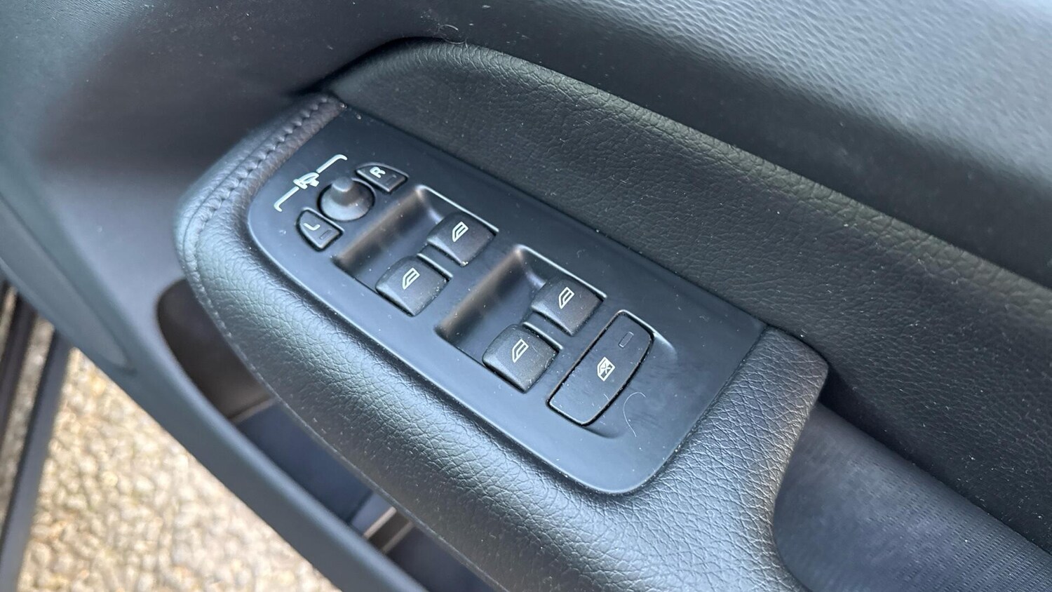 Used Volvo XC60 for sale - 77737538: Photo 22