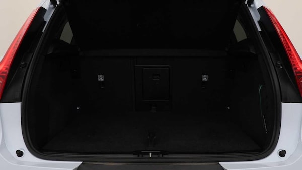Used Volvo XC40 2024 for sale - 74862302: Photo 14