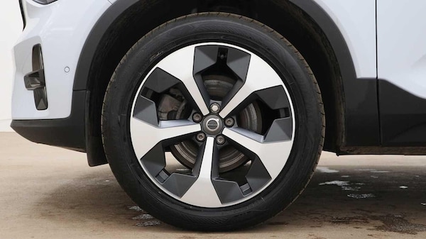 Used Volvo XC40 2024 for sale - 74862302: Photo 16