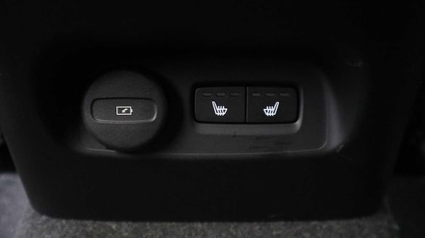 Used Volvo XC40 2024 for sale - 74862302: Photo 17