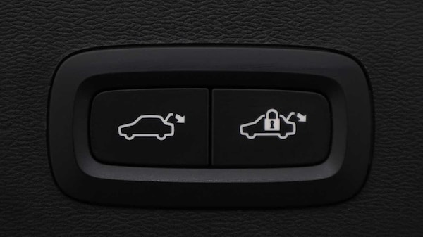 Used Volvo XC40 2024 for sale - 74862302: Photo 18
