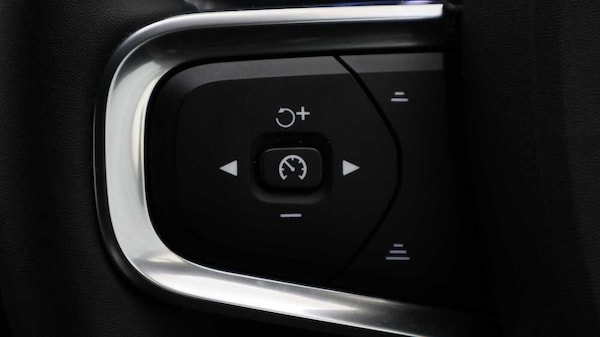 Used Volvo XC40 2024 for sale - 74862302: Photo 22