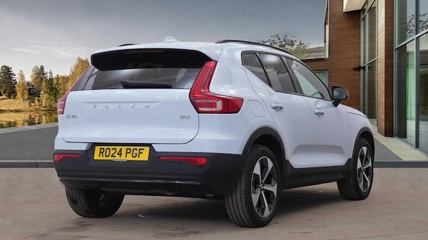 Used Volvo XC40 2024 for sale - 74862302: Photo 3