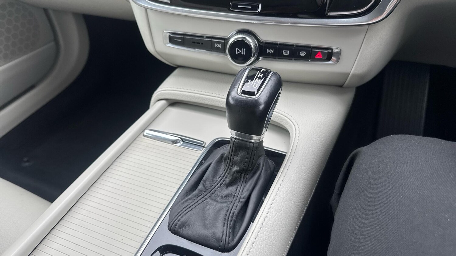 Used Volvo V90 2019 for sale - 78006553: Photo 25