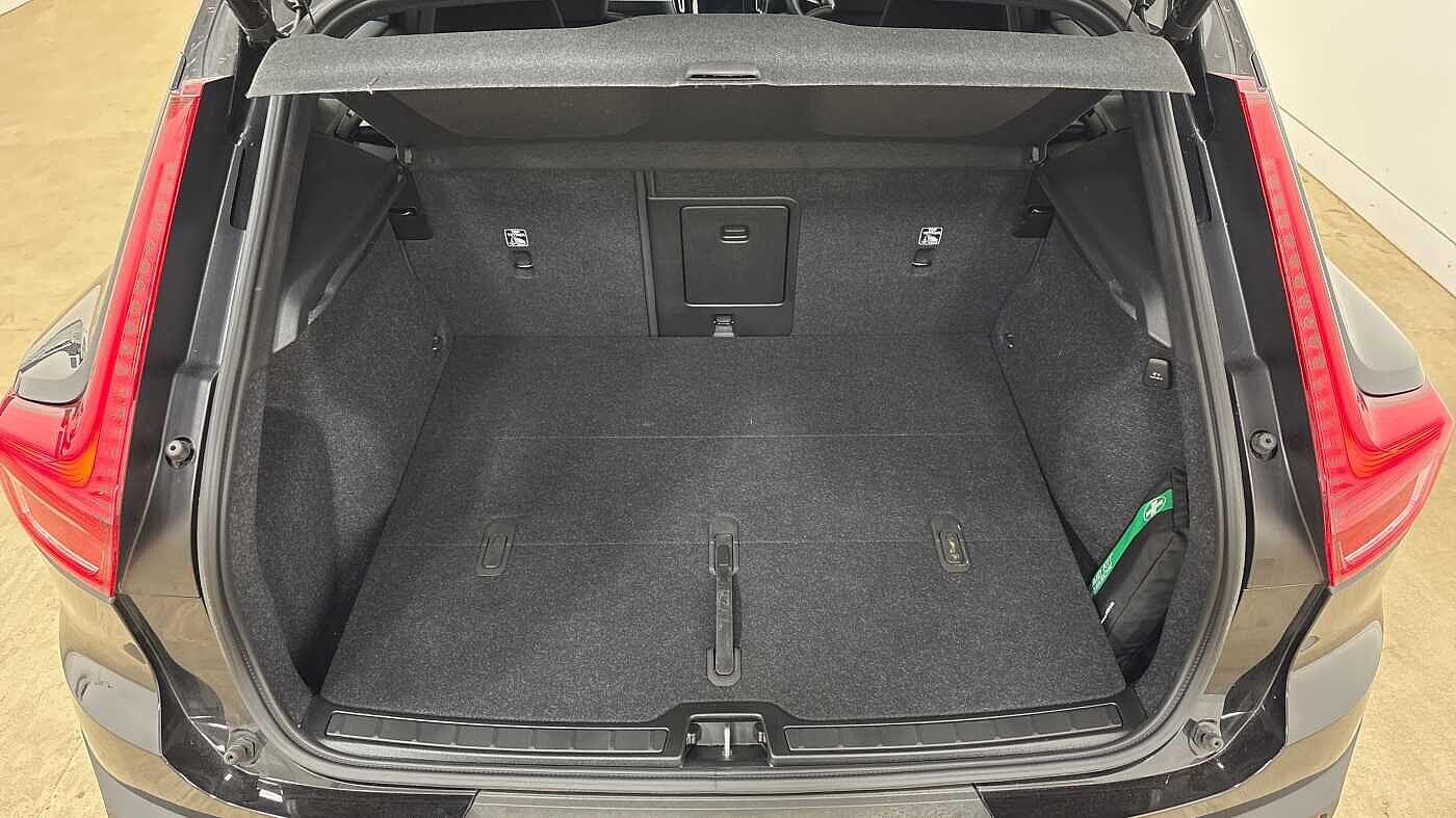 Used Volvo XC40 2025 for sale - 76781293: Photo 14