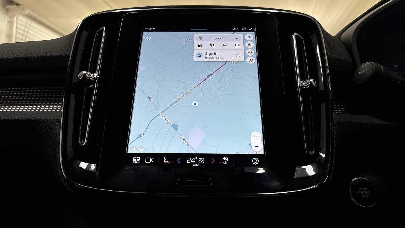 Used Volvo XC40 2025 for sale - 76781293: Photo 35