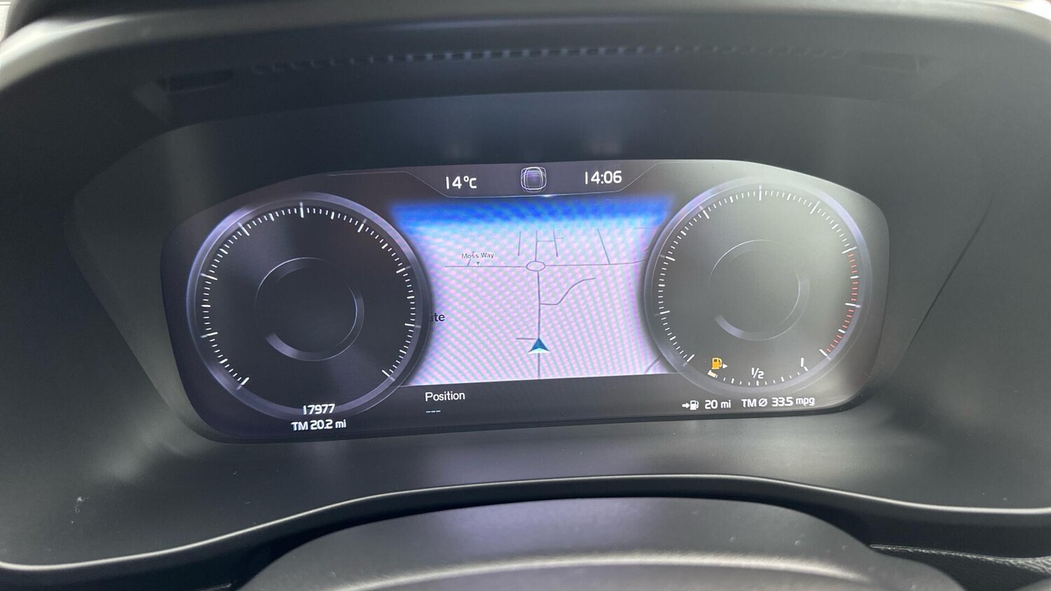 Used Volvo XC40 2021 for sale - 76024406: Photo 11