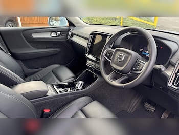 Used Volvo XC40 2025 for sale - 77479401: Photo