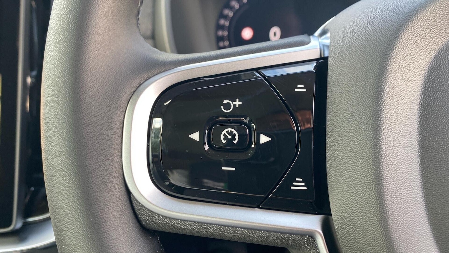 Used Volvo XC90 for sale - 75757133: Photo 50