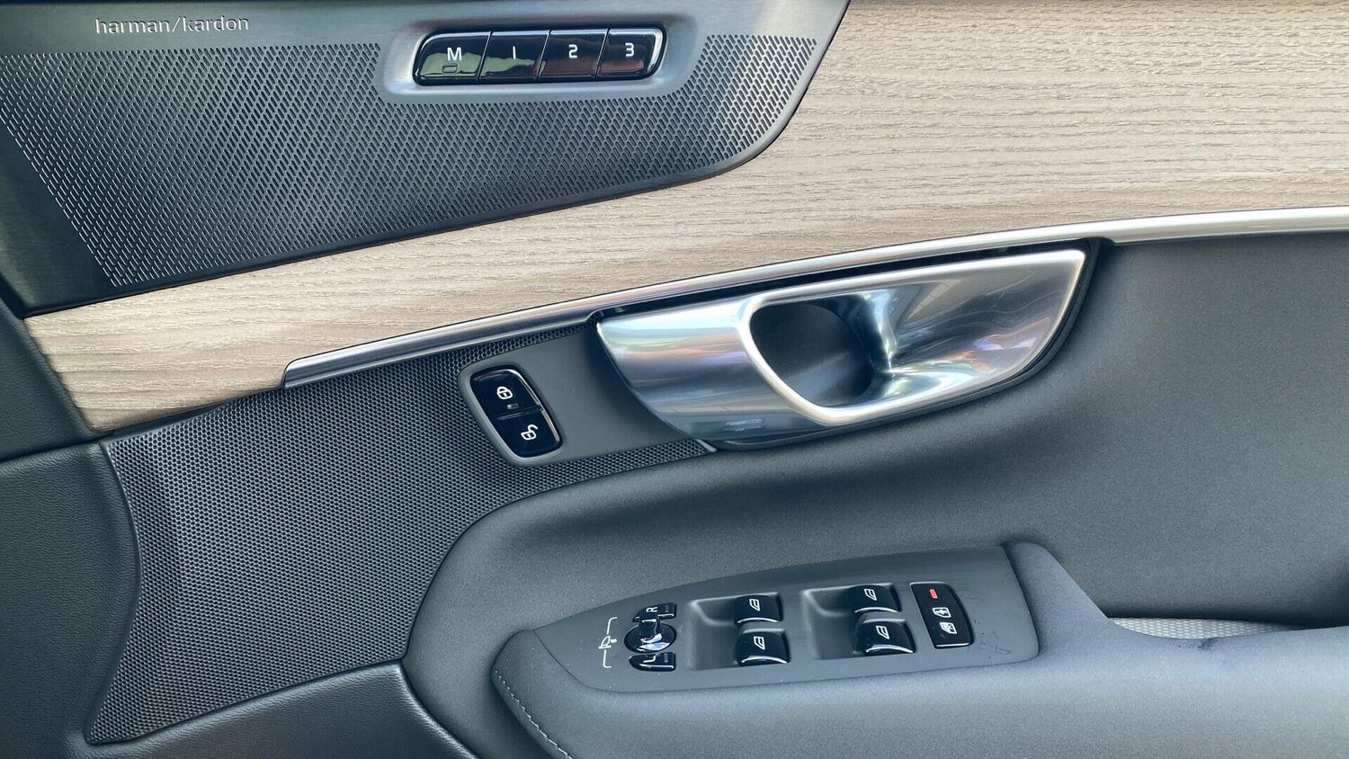 Used Volvo XC90 for sale - 75757133: Photo 57