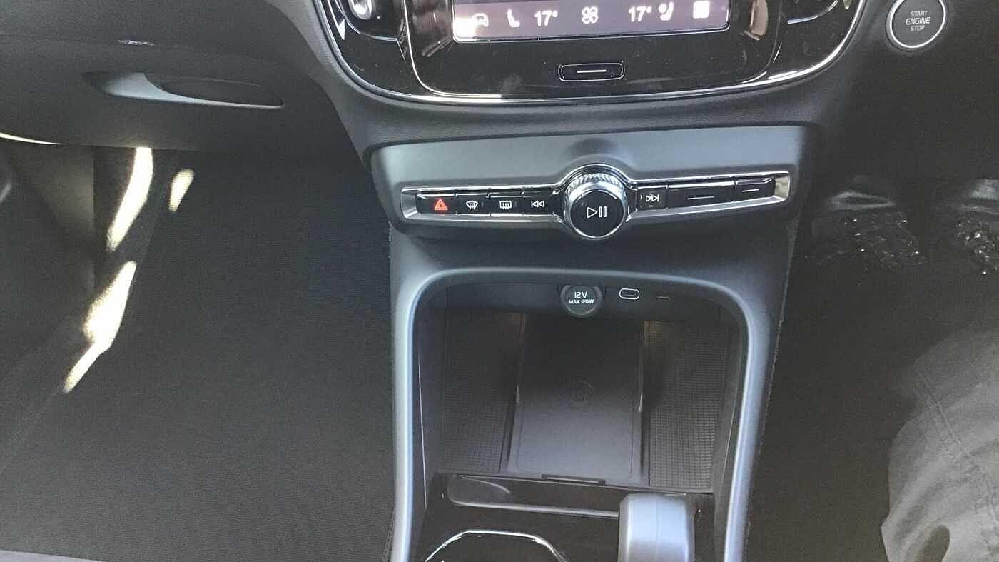 Used Volvo XC40 2025 for sale - 77683853: Photo 14