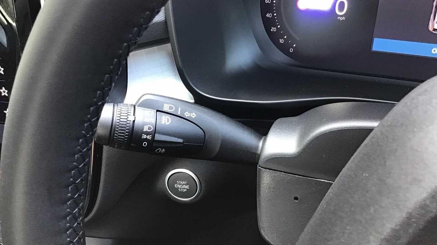 Used Volvo XC40 2025 for sale - 77683853: Photo 29