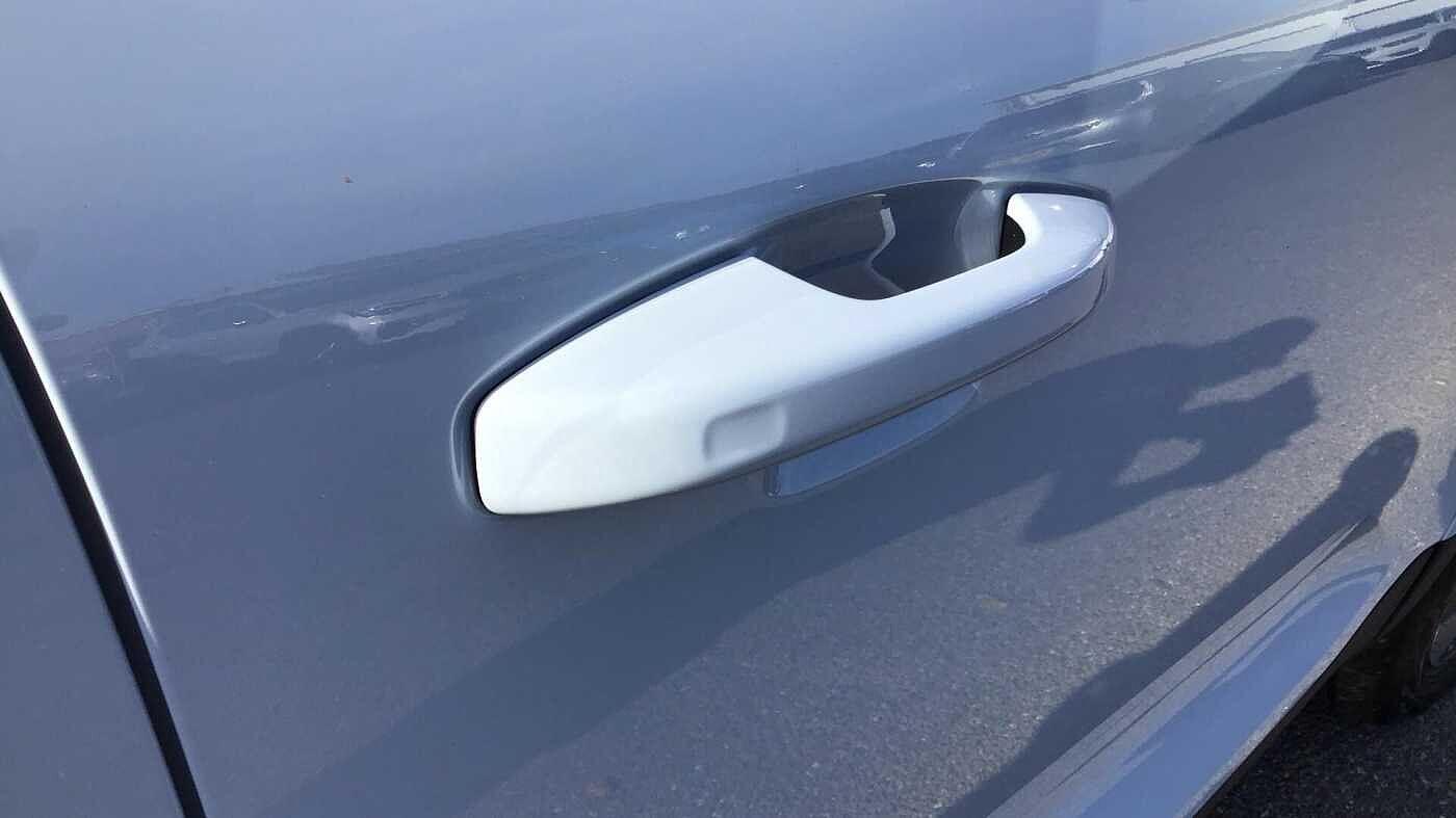 Used Volvo XC40 2025 for sale - 77683853: Photo 34