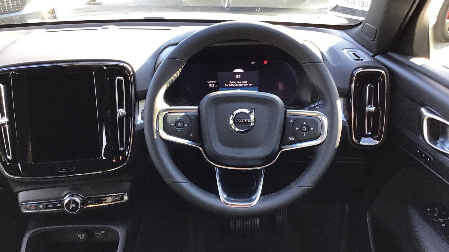 Used Volvo XC40 2025 for sale - 77683853: Photo 58