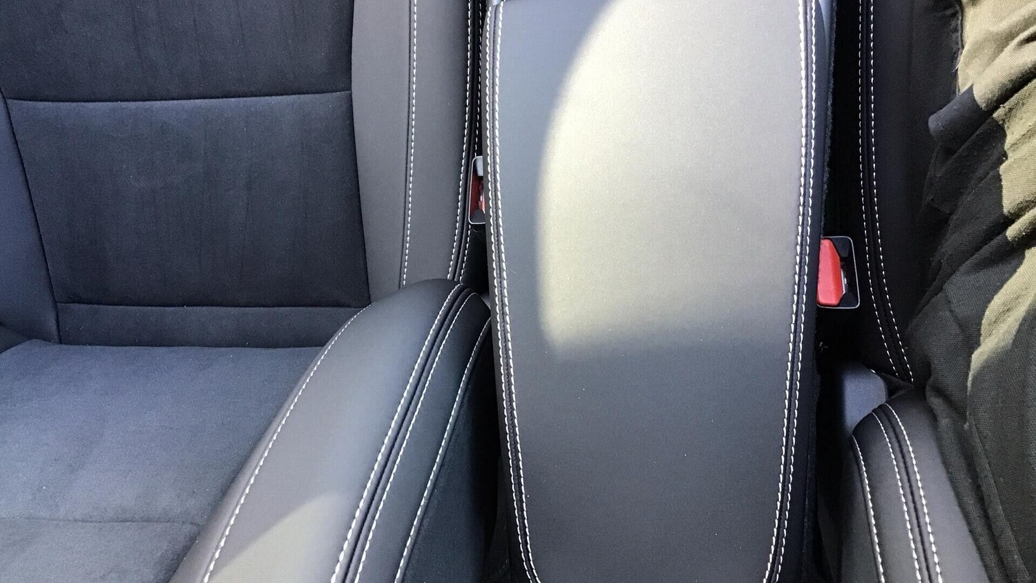 Used Volvo XC40 2025 for sale - 77683853: Photo 62