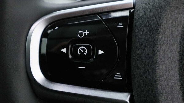 Used Volvo XC60 2024 for sale - 73967615: Photo 30