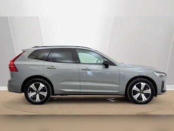Used Volvo XC60 2025 for sale - 79256079: Photo