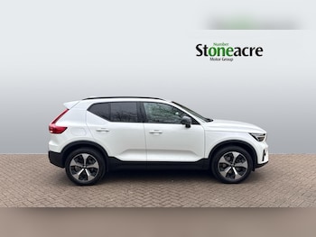 Used Volvo XC40 2023 for sale - 77892910: Photo