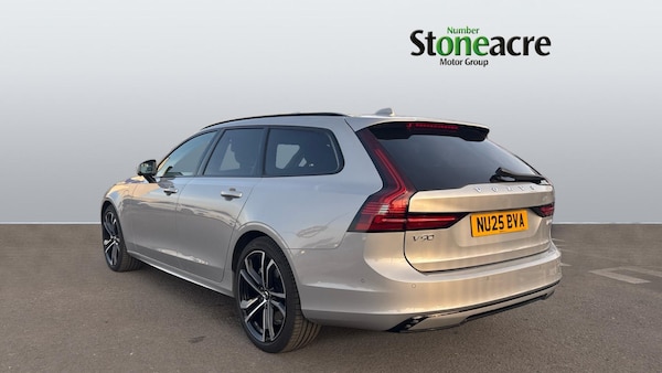 Used Volvo V90 2025 for sale - 73944734: Photo 2