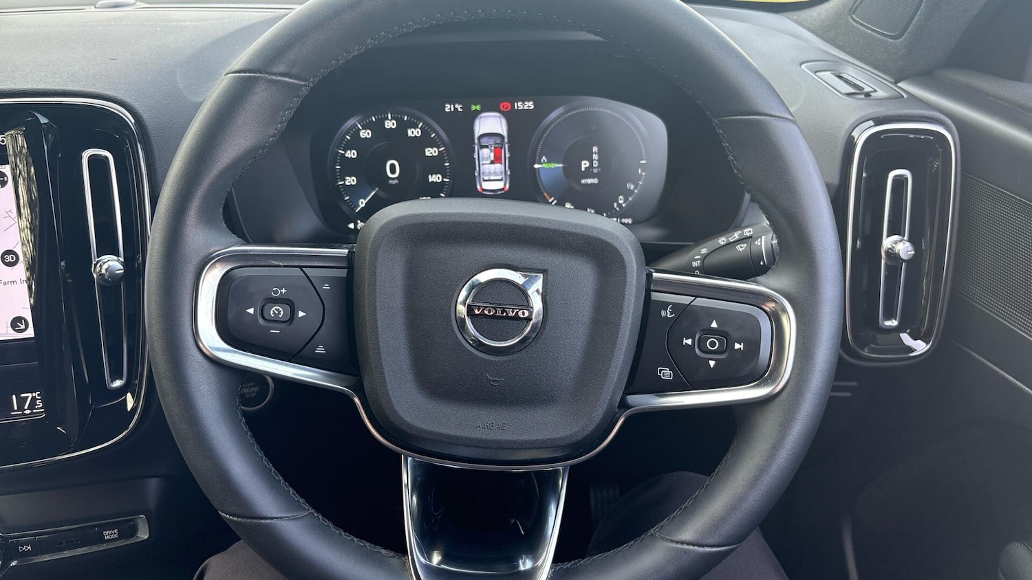 Used Volvo XC40 2022 for sale - 78171175: Photo 10