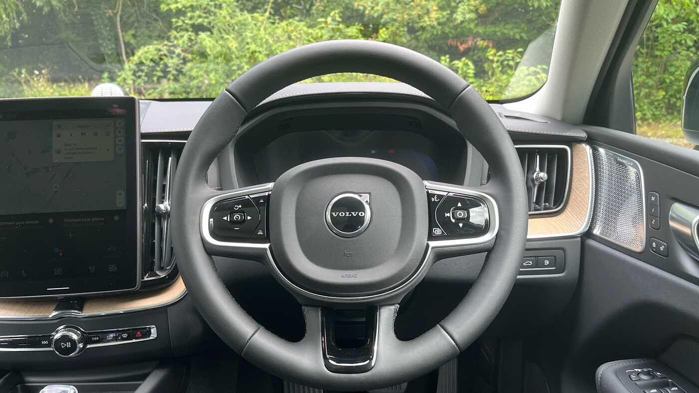 Used Volvo XC60 2025 for sale - 76886214: Photo 13