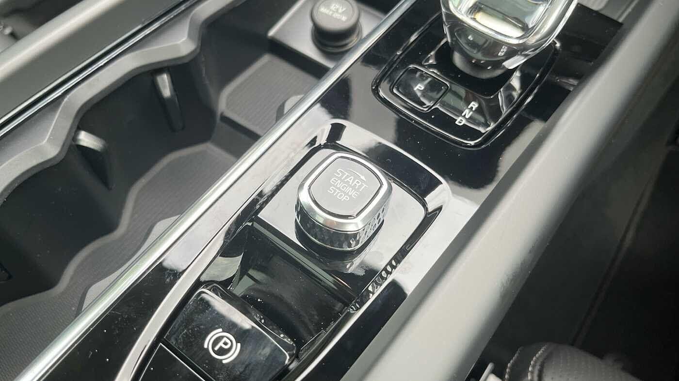 Used Volvo XC60 2025 for sale - 76886214: Photo 30