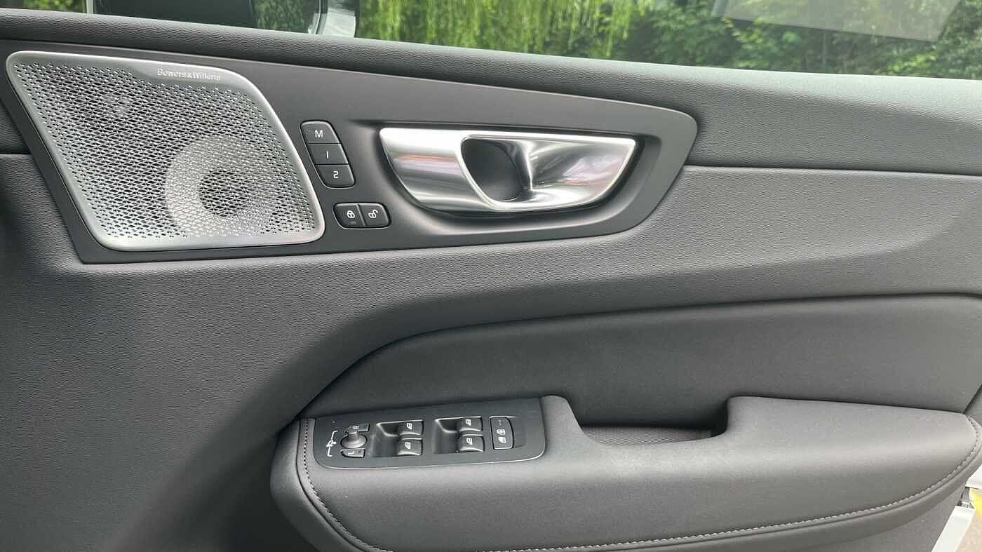 Used Volvo XC60 2025 for sale - 76886214: Photo 32