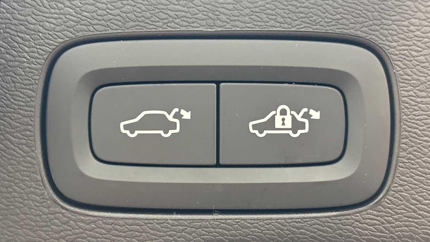 Used Volvo XC60 2025 for sale - 77238648: Photo 19