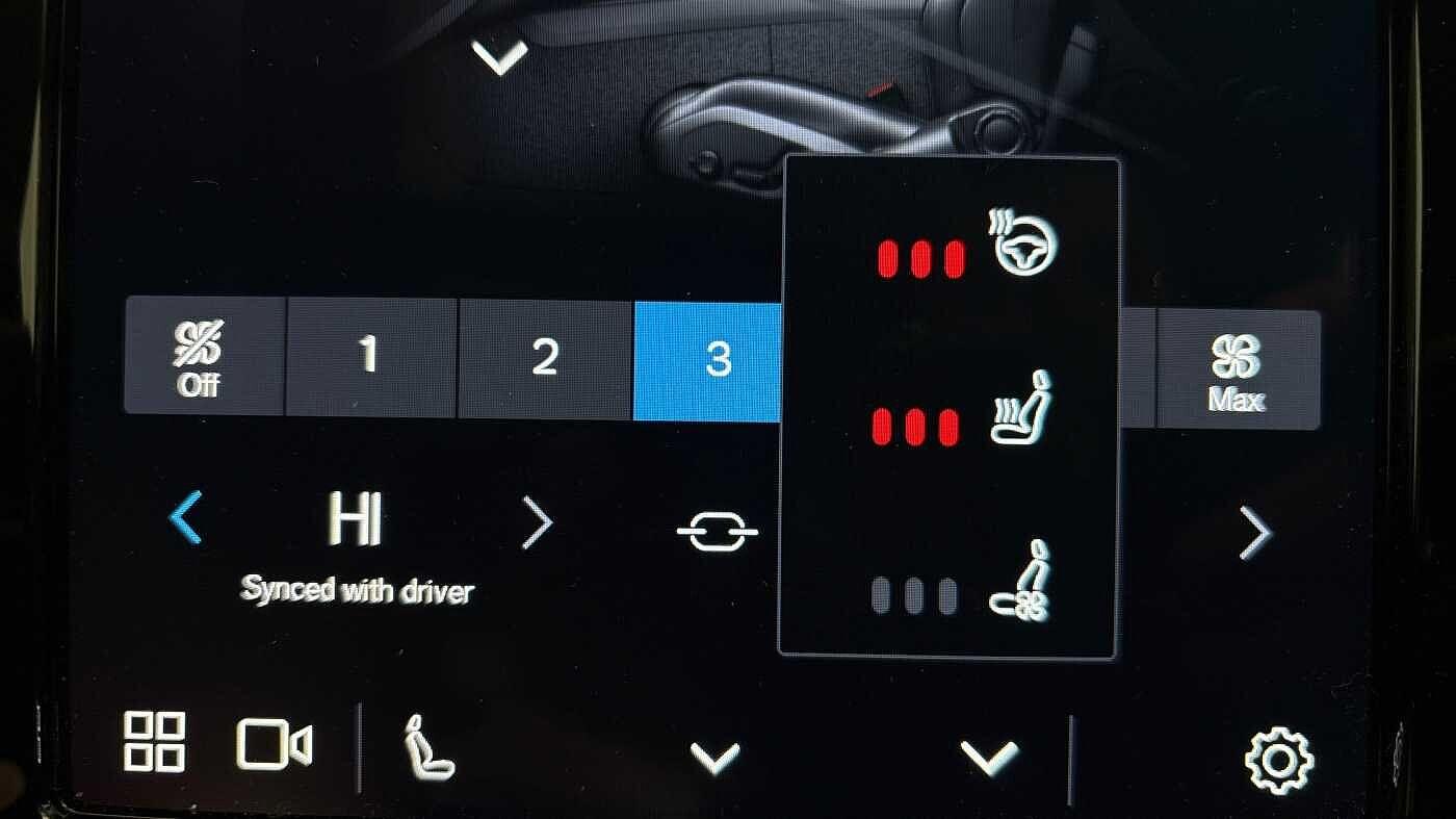 Used Volvo XC60 2025 for sale - 77238648: Photo 41