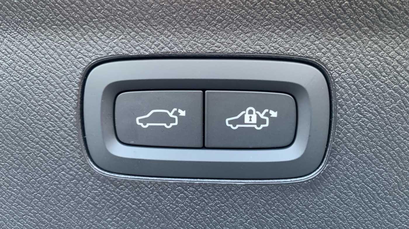 Used Volvo XC90 for sale - 77737626: Photo 24