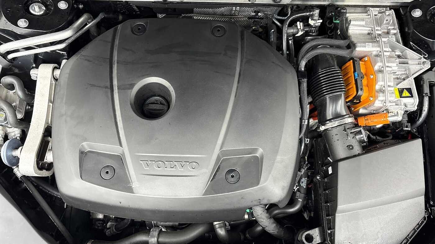 Used Volvo XC60 2025 for sale - 76512859: Photo 15