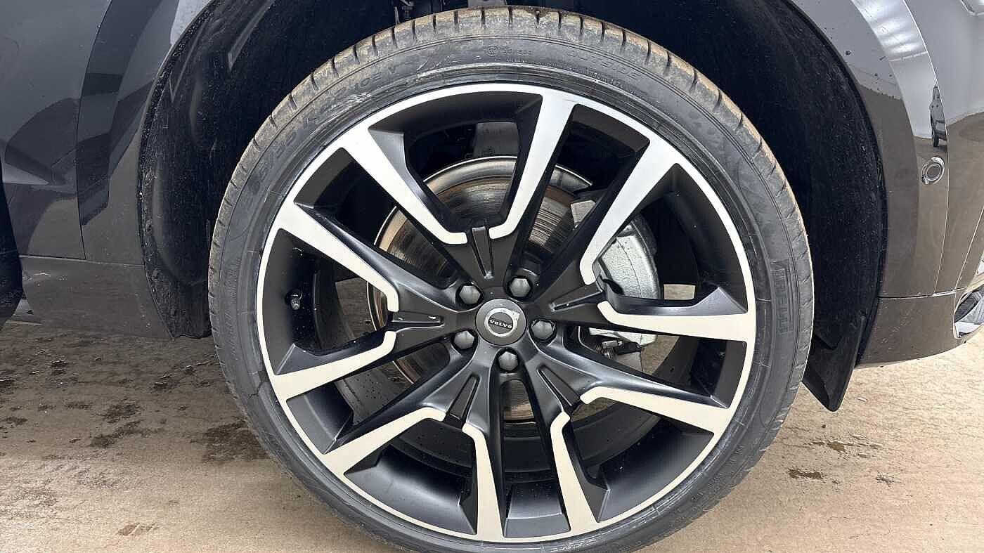 Used Volvo XC60 2025 for sale - 76512859: Photo 16