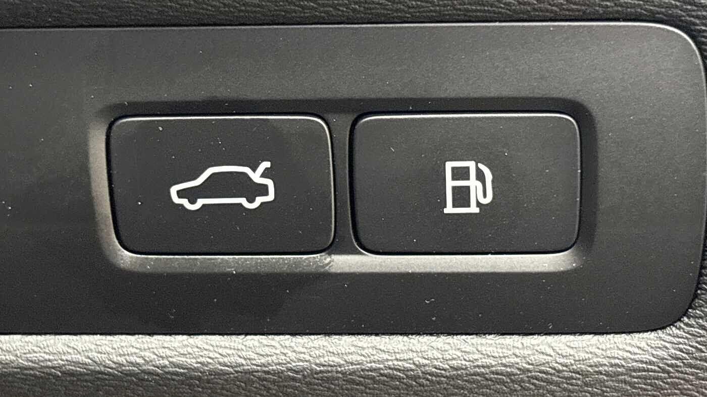 Used Volvo XC60 2025 for sale - 76512859: Photo 30