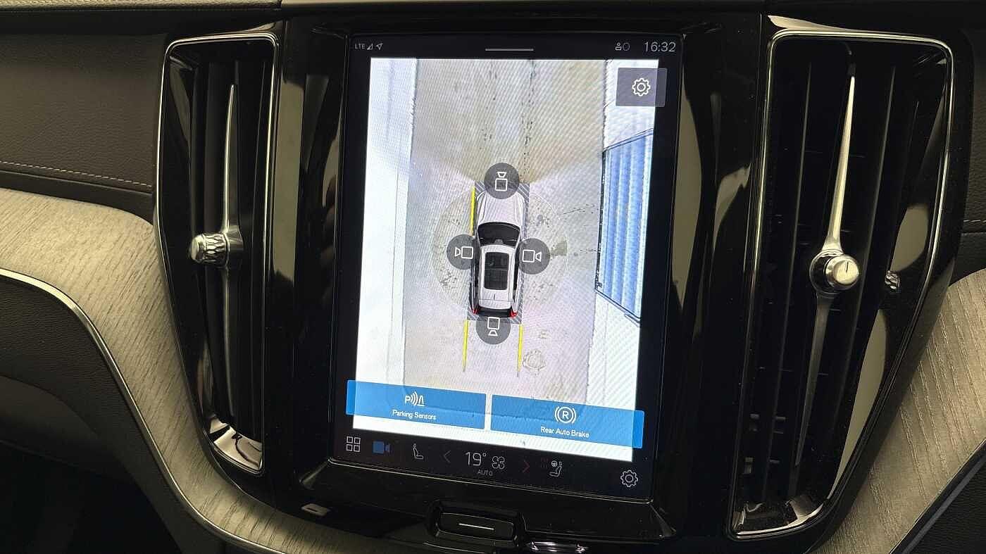 Used Volvo XC60 2025 for sale - 76512859: Photo 43