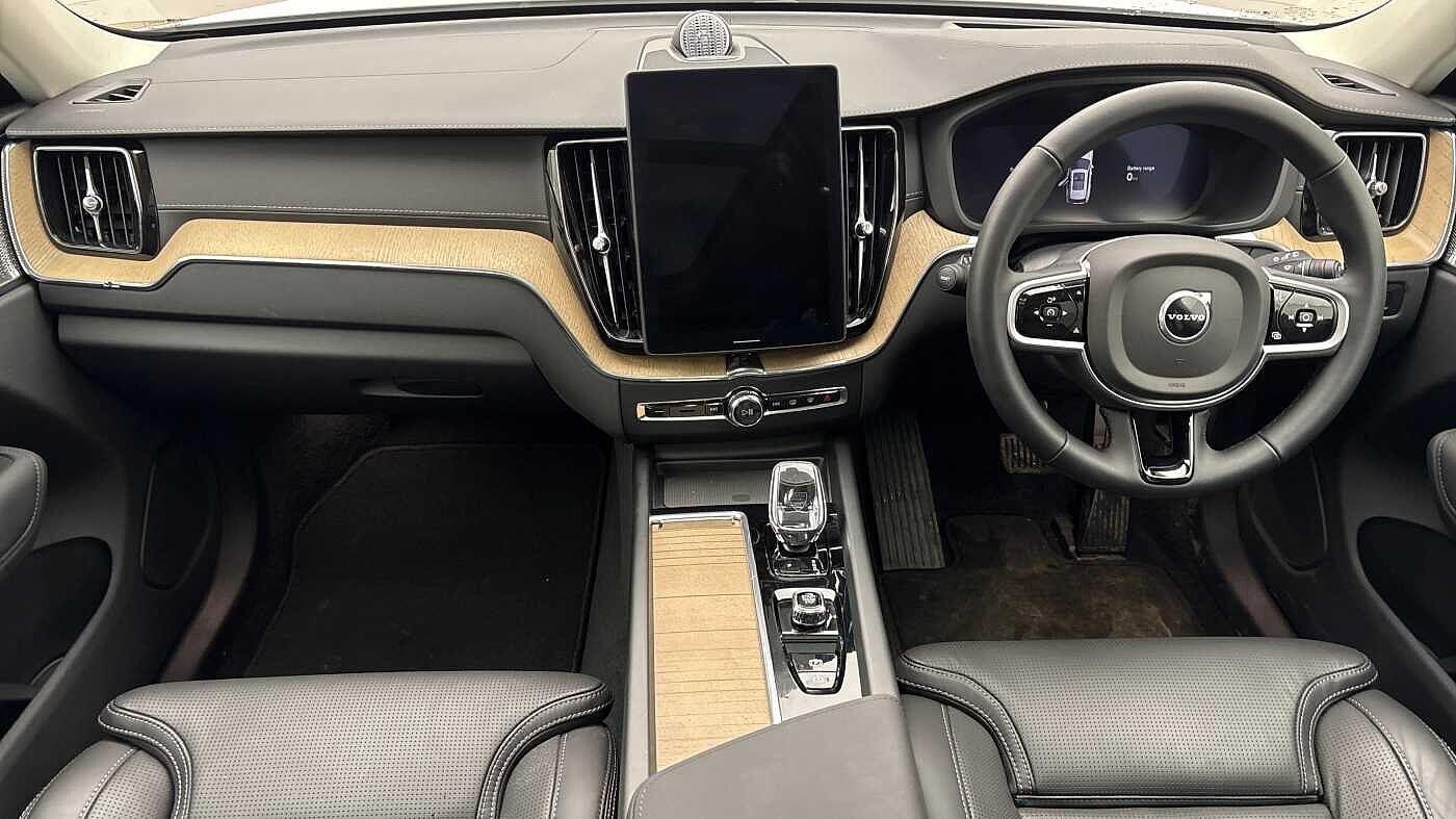 Used Volvo XC60 2025 for sale - 77537207: Photo 10