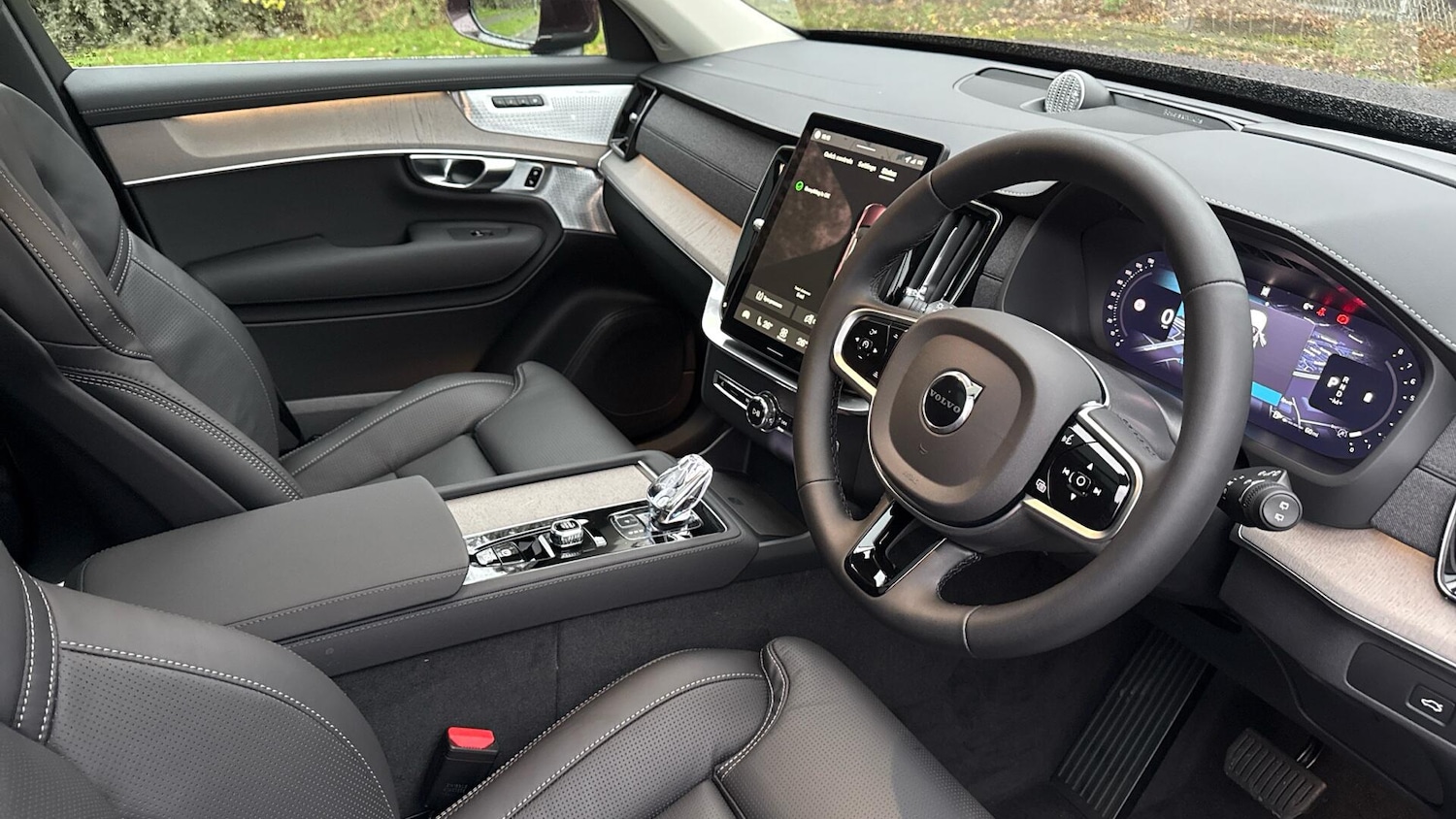 Used Volvo XC90 2025 for sale - 76549163: Photo 4