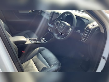 Used Volvo XC40 2022 for sale - 75588460: Photo