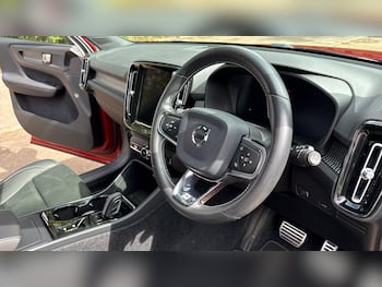 Used Volvo XC40 2019 for sale - 79635236: Photo