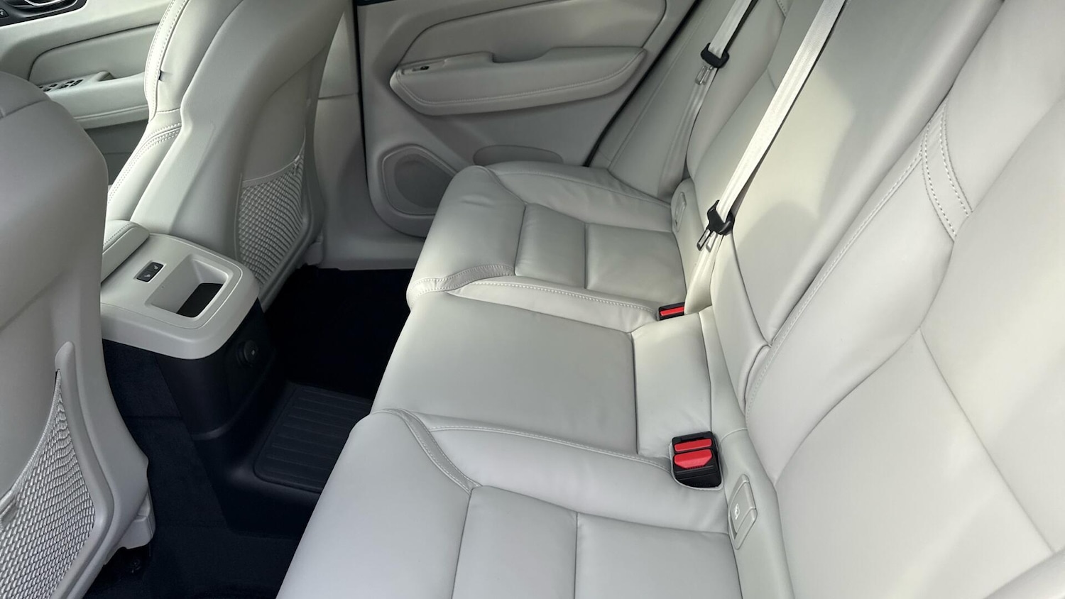 Used Volvo XC60 2025 for sale - 76498998: Photo 28