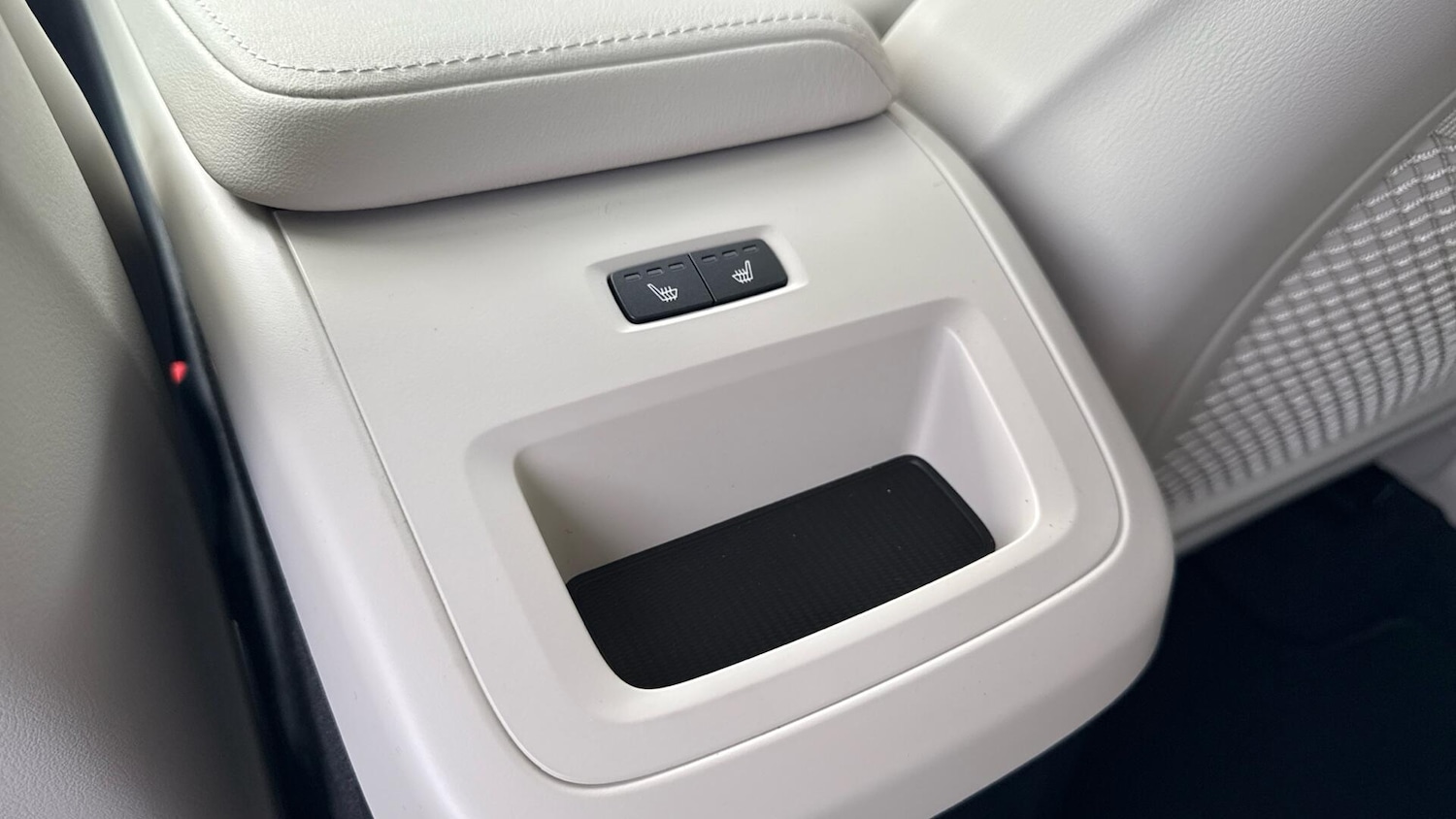 Used Volvo XC60 2025 for sale - 76498998: Photo 35