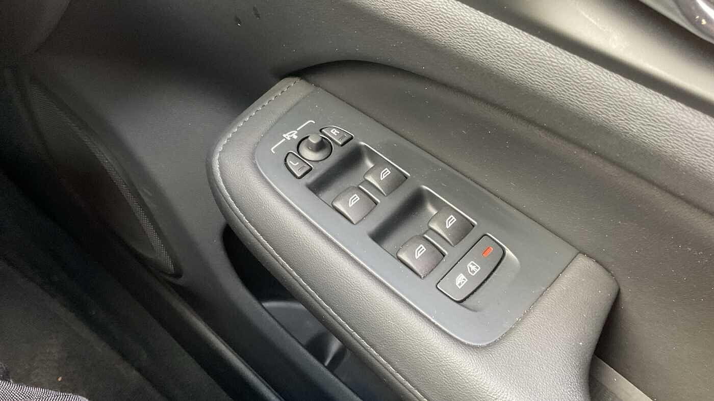 Used Volvo S60 2023 for sale - 77468505: Photo 26