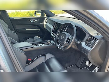 Used Volvo XC60 2020 for sale - 78946205: Photo