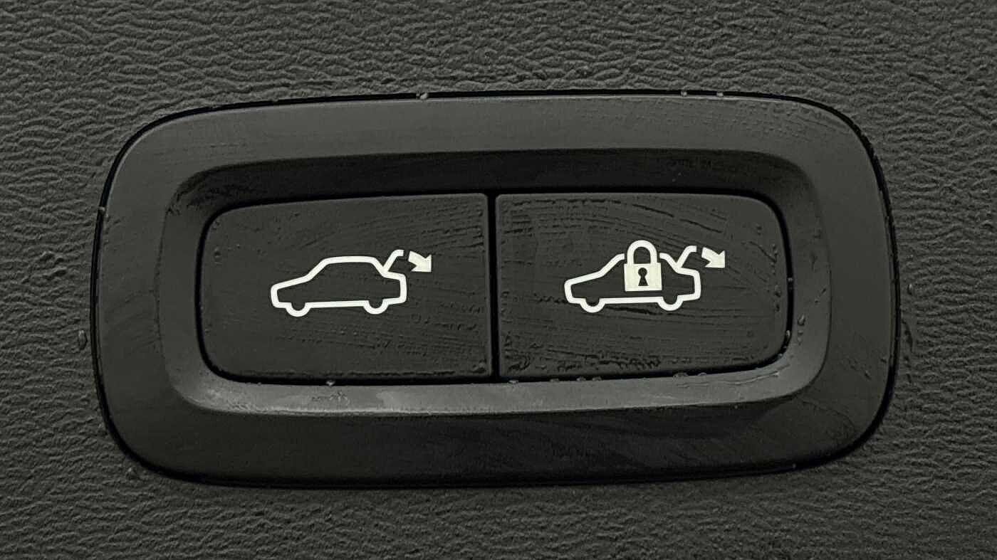 Used Volvo XC40 2025 for sale - 77598030: Photo 19