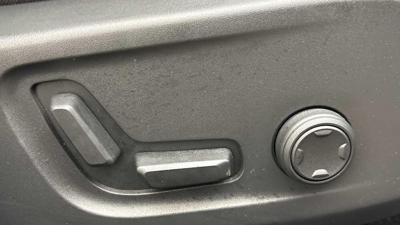 Used Volvo XC40 2025 for sale - 77598030: Photo 28