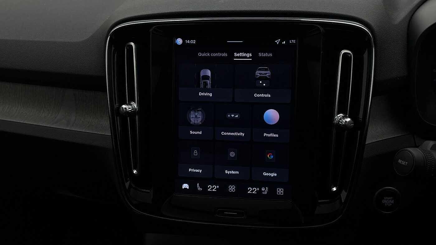 Used Volvo XC40 2025 for sale - 77598030: Photo 35