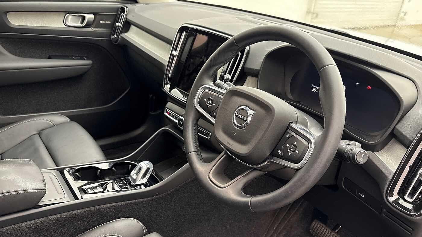 Used Volvo XC40 2025 for sale - 77598030: Photo 9